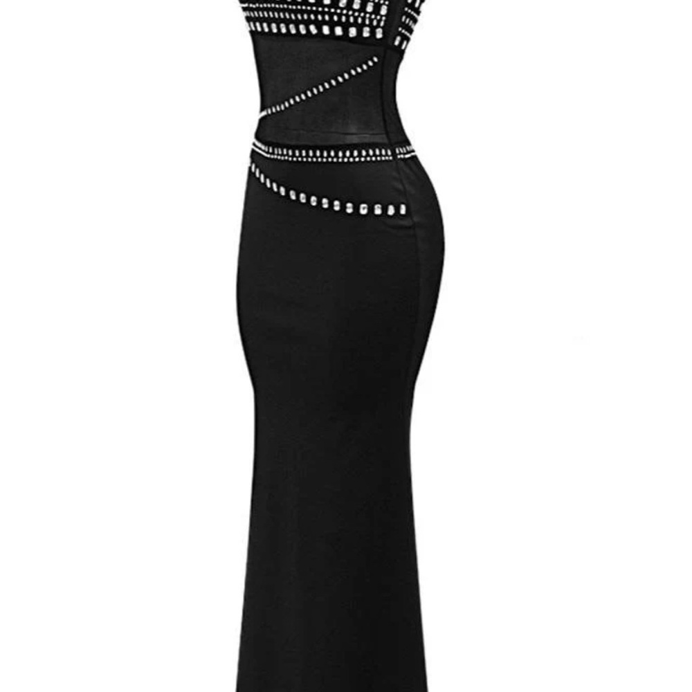 Elegant Black Evening Dress - Picture 3 of 3